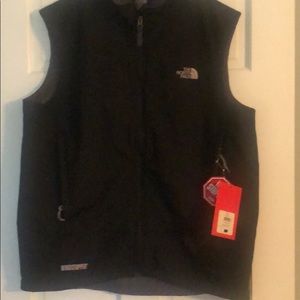 Men’s XL Northface Windstopper Black vest